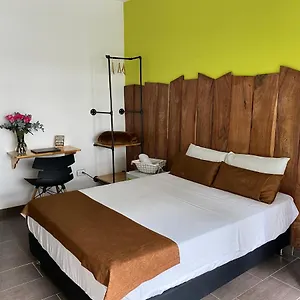 Hotel Riviere Boutique