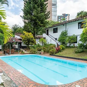 Hotel Premium Real, Medellin
