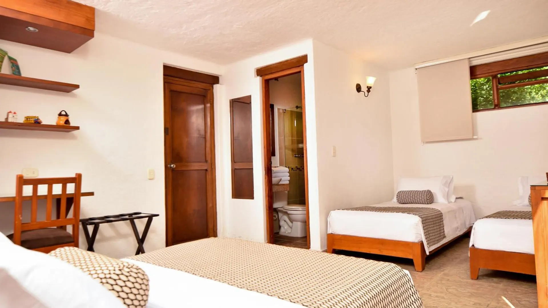 La Campana Hotel Boutique Medellin 3*,  Colombia